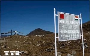 indiachina-border-dispute-countries-deployed-additional-troops-and-boats-to-ladakh-lake