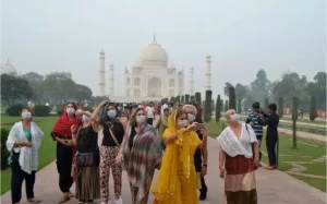 taj-mahal-closed-amidst-coronavirus-outbreak