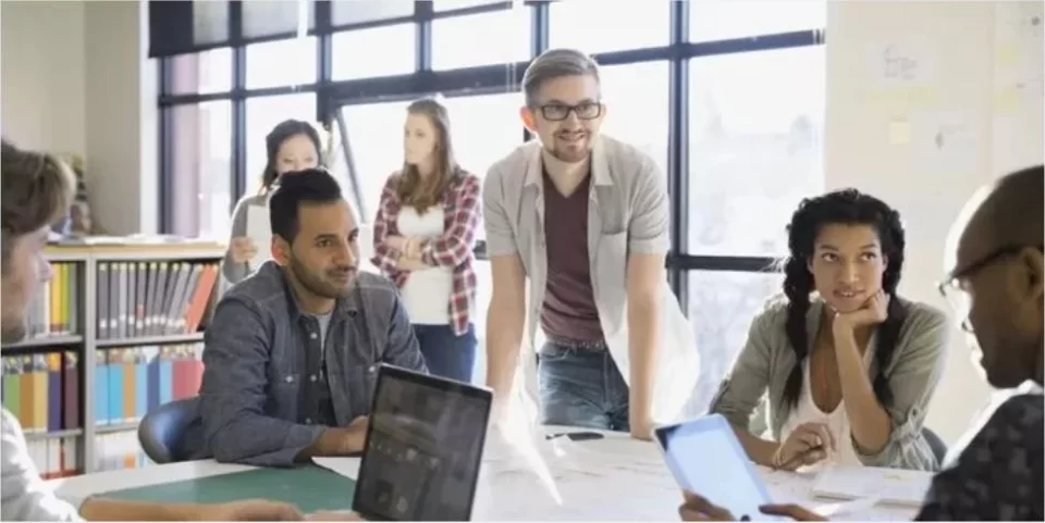 eechnology-to-motivate-your-employees