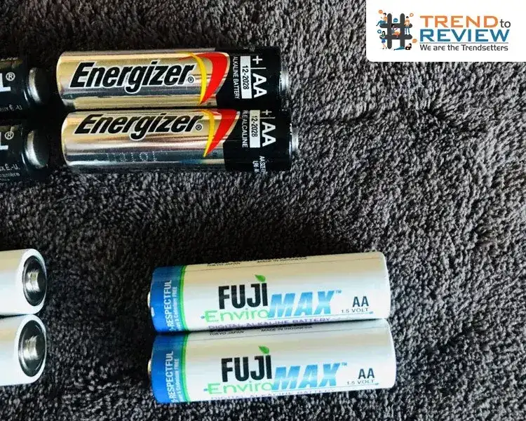 Were-Still-in-Love-with-the-Disposable-Battery-Sadly (1)