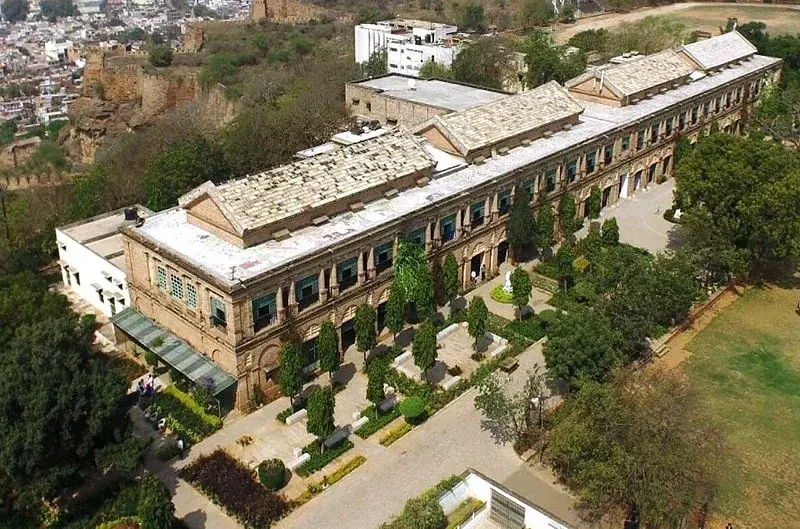 Scindia-School-Gwalior-min